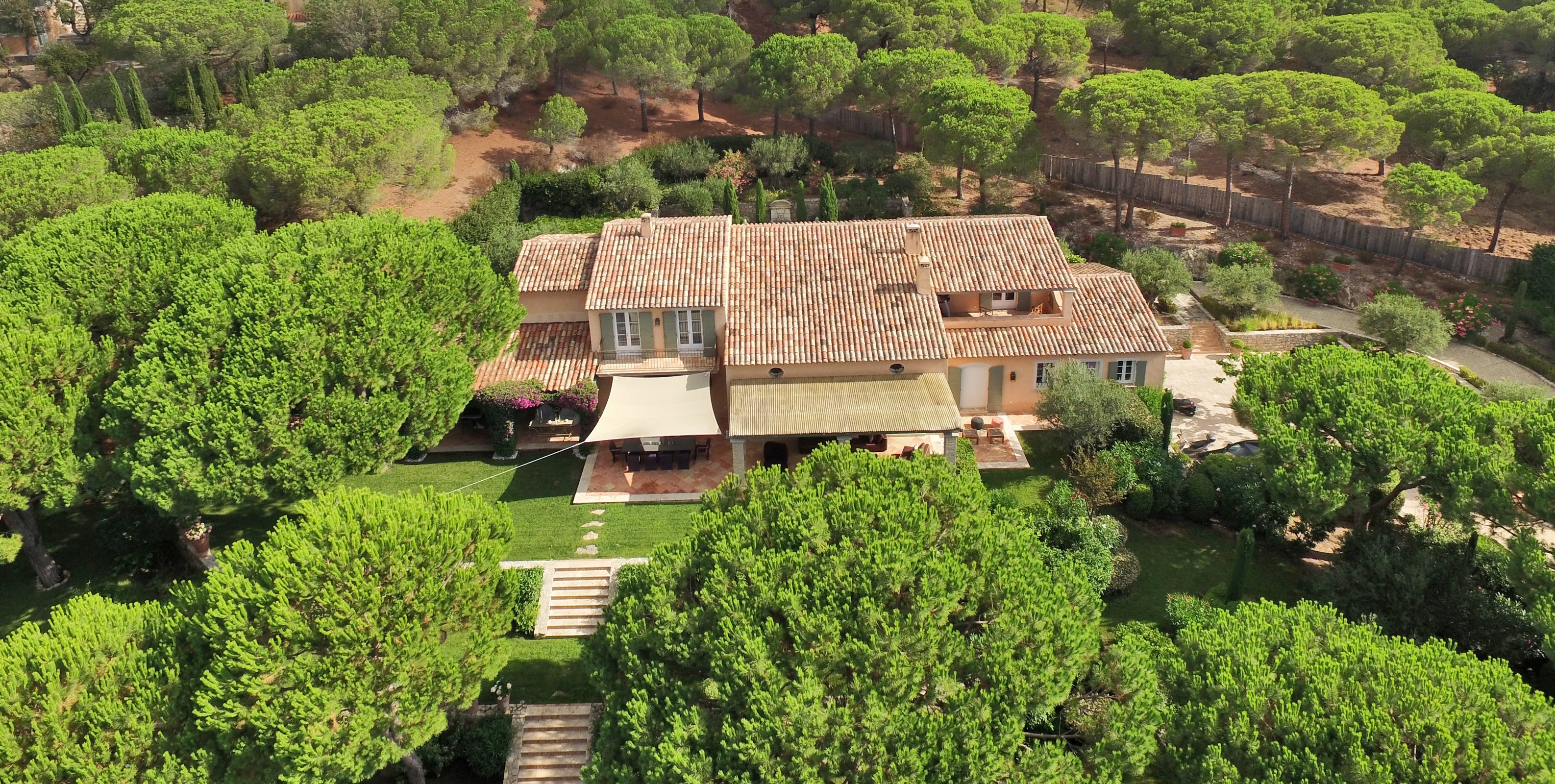 Villa M_2