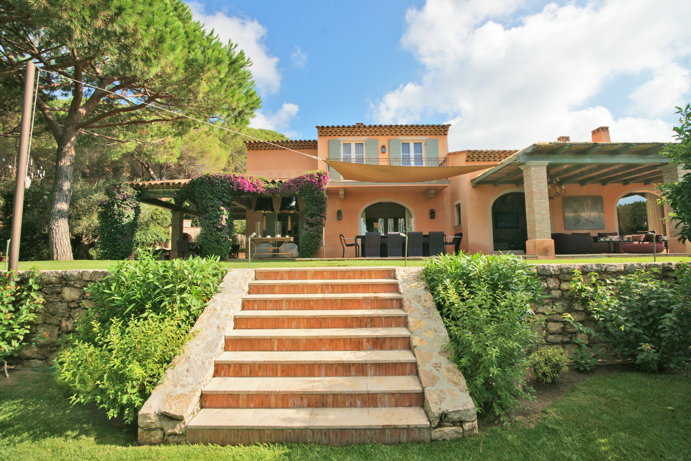 Villa M_21